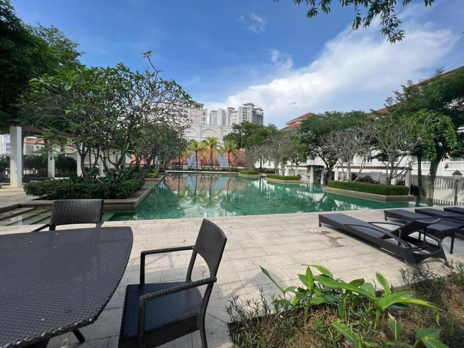 Perfect Marina Stay@ Strait Quay /W Big Balcony + Carpark Bagan Jermal Esterno foto